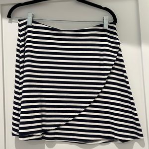 Navy striped mini skirt